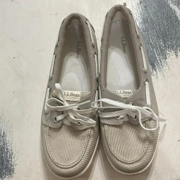 LL BEAN WO SIZE 8 TAUPE SLIP ON  BOAT SHOE EXCELLENT CLEAN CONDITION LACE UP - Picture 4 of 15